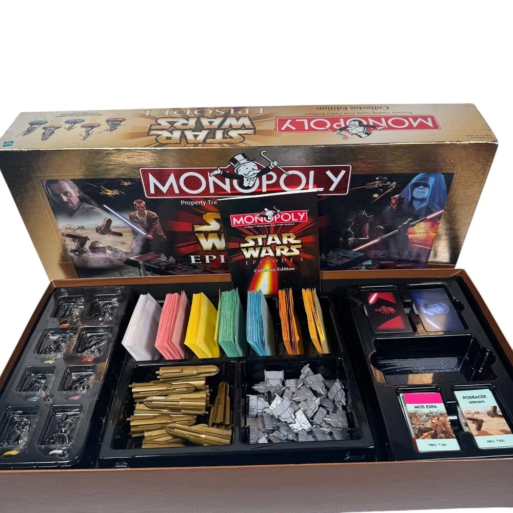 Monopoly Star Wars Episode I Board Game Parker Brothers 3-D Collector's Edition